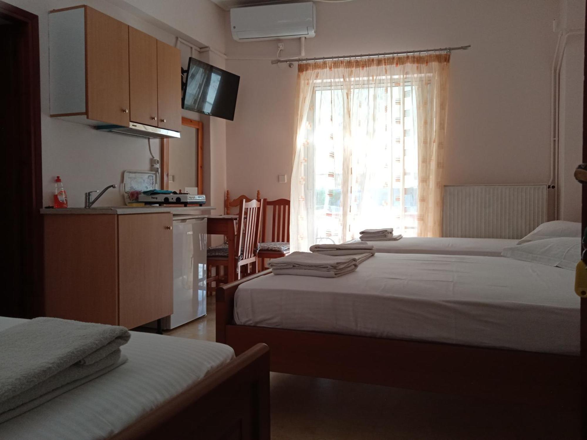 Dimitra Pentaliou Rooms Kaména Voúrla Rom bilde