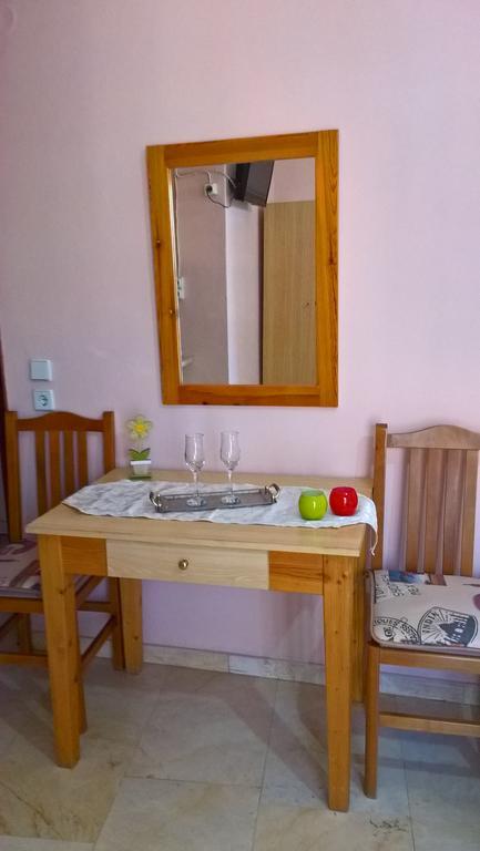 Dimitra Pentaliou Rooms Kaména Voúrla Eksteriør bilde